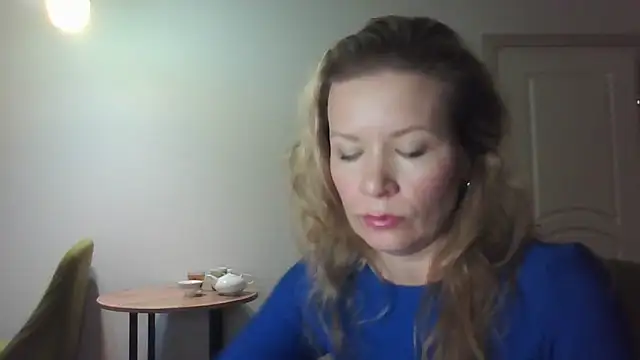 Juli julyyy online show from December 2024 05:02:01 AM