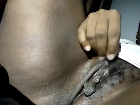 Naturaltree33 online show from March 2026 01:53:01 AM