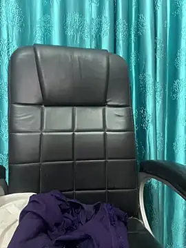 poision51 online show from February 2026 03:32:02 AM