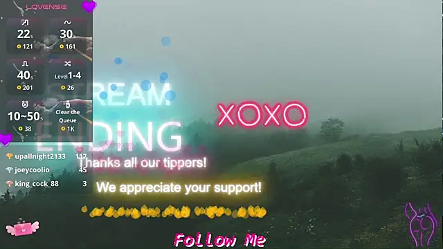 Snapshot of QueenYsuRey chatting on October 2025 04:51:01 PM QueenYsuRey online show from October 2025 04:51:01 PM