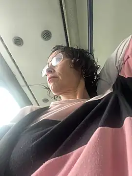 MireyaTorresGu online show from February 2026 01:59:01 PM