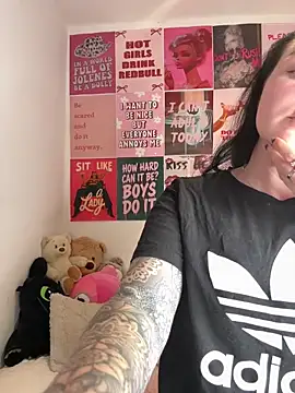 yorkshiregal online show from April 2026 09:31:01 PM