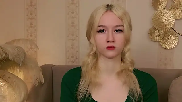 NaomiLoys online show from November 2025 11:21:01 AM