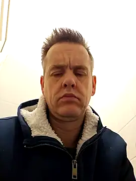 Hectorthyssen1 online show from January 2025 08:54:01 PM