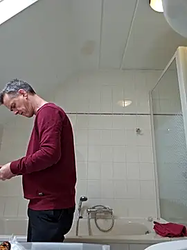 Hectorthyssen1 online show from February 2025 12:09:02 PM