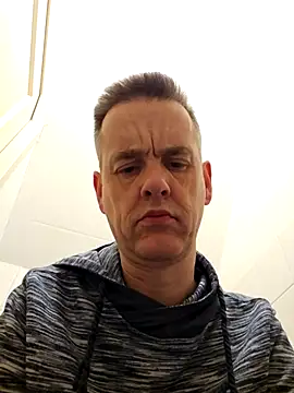 Hectorthyssen1 online show from March 2025 06:11:02 PM