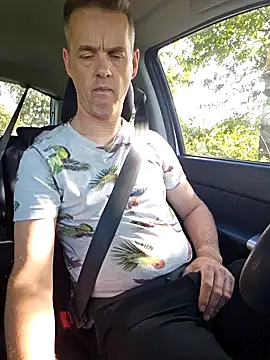 Hectorthyssen1 online show from September 2025 01:33:02 PM