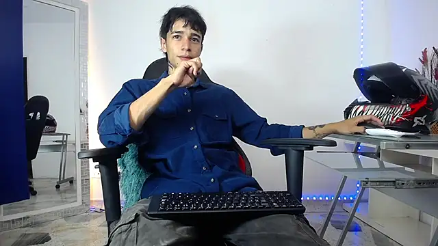 Zacktk7 online show from December 2024 11:16:01 PM