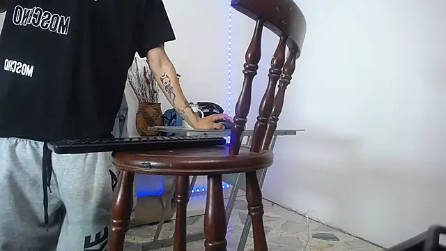 Zacktk7 online show from January 2025 04:31:02 PM