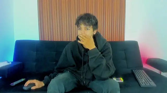 Zacktk7 online show from February 2025 09:08:02 PM