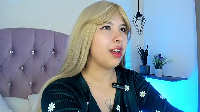 Namiko Park online show from December 2024 07:21:02 PM