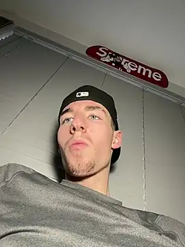 MikesWood21 online show from January 2025 03:15:01 PM