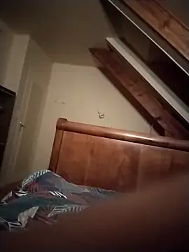 Snapshot of JulesG18 chatting on February 2026 10:19:02 PM JulesG18 online show from February 2026 10:19:02 PM