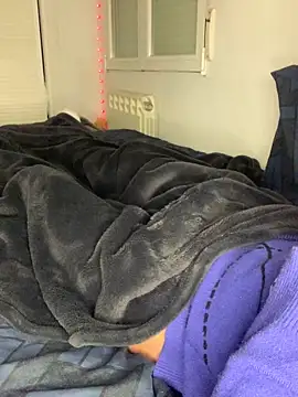 Snapshot of Ryan-hot chatting on November 2025 05:14:01 PM Ryan-hot online show from November 2025 05:14:01 PM