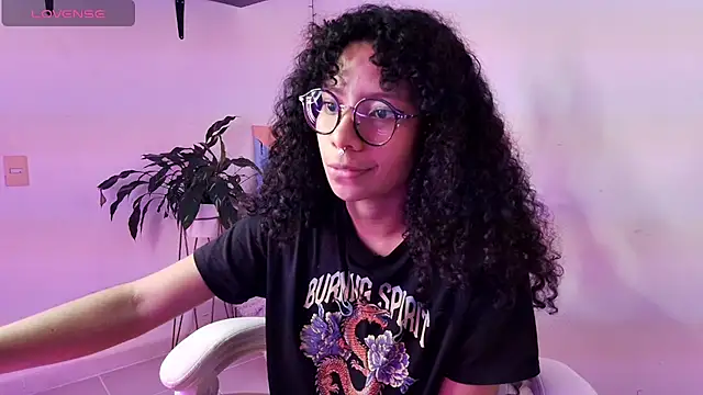 Snapshot of Elektra_williams chatting on February 2025 01:54:01 AM Elektra williams online show from February 2025 01:54:01 AM