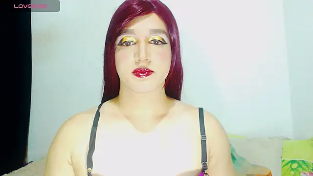 Snapshot of alexandrasexy32 chatting on June 2026 02:35:01 AM alexandrasexy32 online show from June 2026 02:35:01 AM