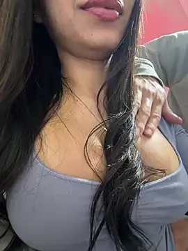 Lolitacooper online show from March 2026 01:44:02 AM