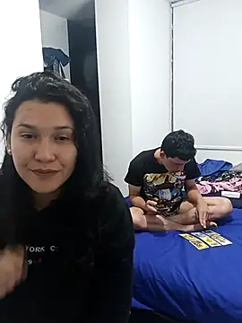 luxandracon23 online show from October 2025 03:14:01 AM