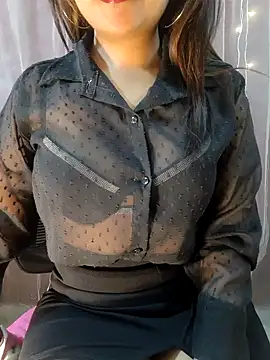 deslisexpriya online show from February 2026 12:42:02 AM