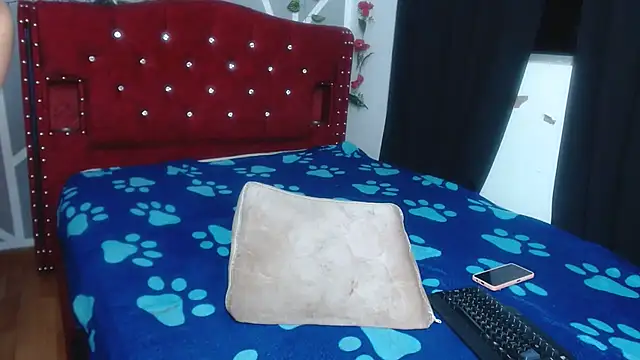 stephanieross202cl online show from March 2025 06:16:02 AM