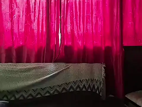 yazforeSolo online show from September 2025 02:11:02 PM