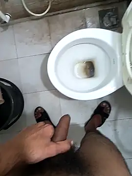 Snapshot of BrownPrez chatting on September 2025 06:46:02 AM BrownPrez online show from September 2025 06:46:02 AM