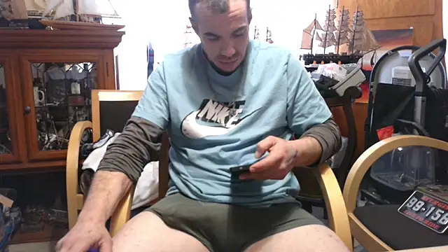 Snapshot of ScubaStevex chatting on February 2026 12:56:02 PM ScubaStevex online show from February 2026 12:56:02 PM