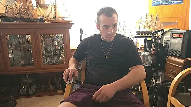 Snapshot of ScubaStevex chatting on February 2026 05:43:02 PM ScubaStevex online show from February 2026 05:43:02 PM