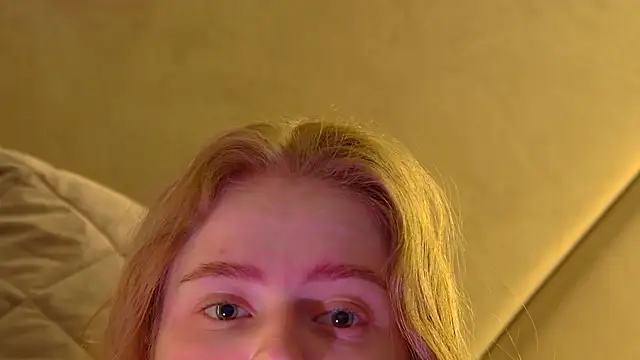 SelinSwarovski online show from March 2026 04:30:02 AM