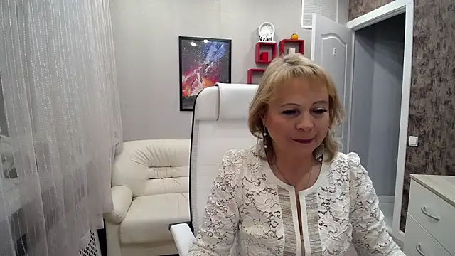 Snapshot of Milla_Cutie18 chatting on November 2025 05:30:02 AM Milla Cutie18 online show from November 2025 05:30:02 AM