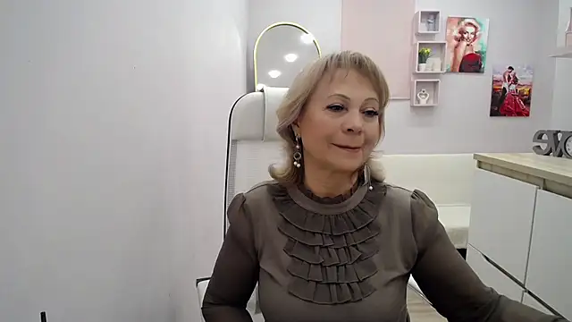 Snapshot of Milla_Cutie18 chatting on February 2026 05:04:01 AM Milla Cutie18 online show from February 2026 05:04:01 AM