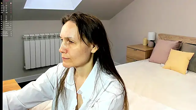 Snapshot of Lillian_White chatting on February 2025 10:51:01 AM Lillian White online show from February 2025 10:51:01 AM