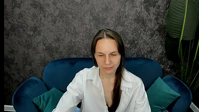 Snapshot of Lillian_White chatting on March 2025 11:03:01 AM Lillian White online show from March 2025 11:03:01 AM