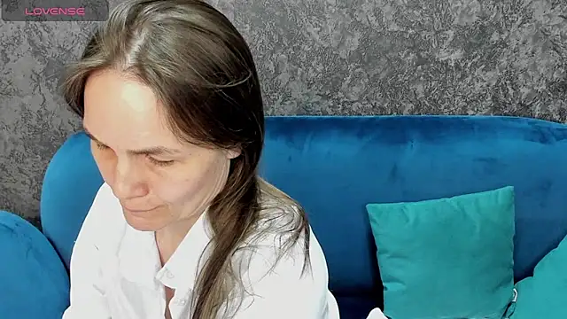 Snapshot of Lillian_White chatting on March 2025 02:05:02 PM Lillian White online show from March 2025 02:05:02 PM