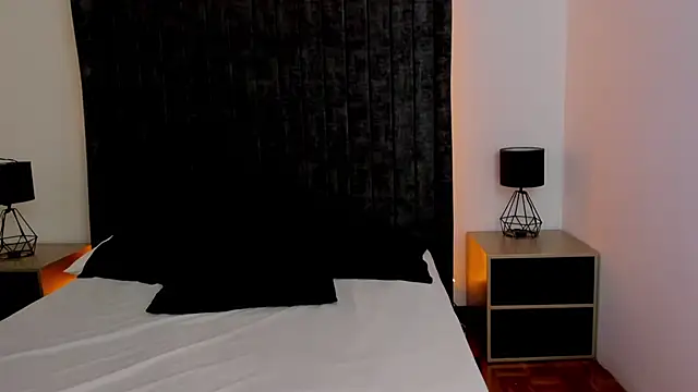 Snapshot of NataGarcia chatting on October 2025 09:38:01 PM NataGarcia online show from October 2025 09:38:01 PM