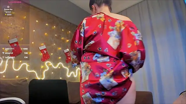 Snapshot of Aurora_Owen chatting on December 2024 11:52:02 AM Aurora Owen online show from December 2024 11:52:02 AM