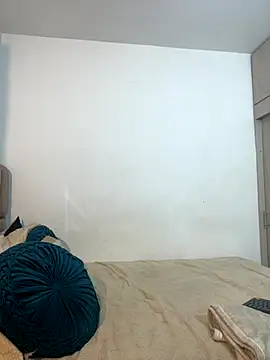 KloheCurvy online show from November 2025 12:27:02 PM