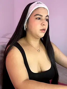 Blancanievess online show from October 2025 12:00:02 AM