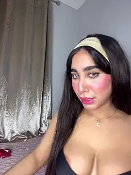 Meryem Queen online show from April 2026 02:42:02 AM