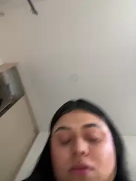 alissonfernandez  online show from February 2025 03:56:02 PM