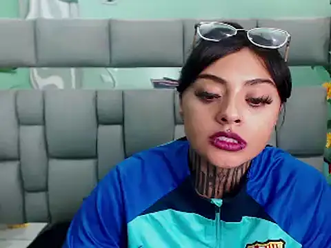 Snapshot of Lovely_celeste chatting on December 2024 06:26:01 AM Lovely celeste online show from December 2024 06:26:01 AM