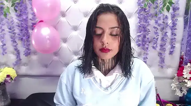 Snapshot of Lovely_celeste chatting on January 2025 04:13:01 AM Lovely celeste online show from January 2025 04:13:01 AM