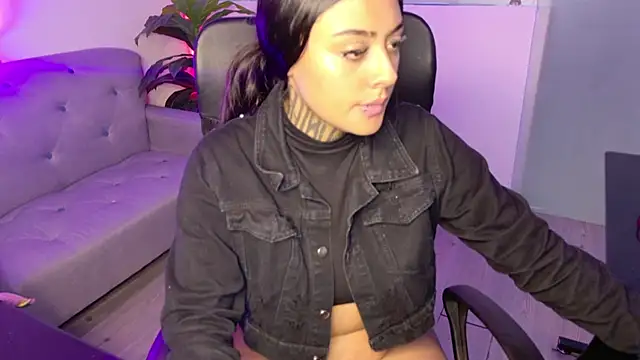 Snapshot of Lovely_celeste chatting on November 2025 02:56:02 AM Lovely celeste online show from November 2025 02:56:02 AM