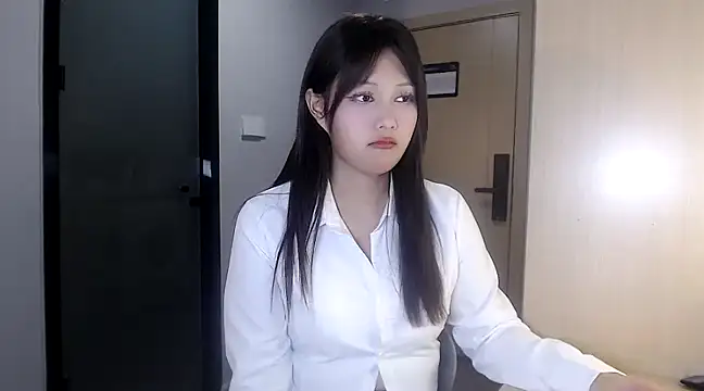 Snapshot of puppy-mango chatting on December 2024 02:49:02 PM puppy-mango online show from December 2024 02:49:02 PM