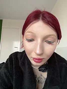 Alissa kiss online show from February 2025 02:57:01 PM