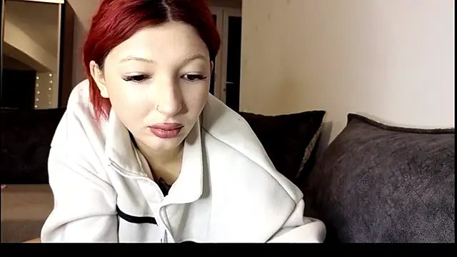 Alissa kiss online show from October 2025 04:26:01 PM