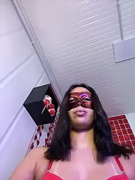 isabella048 online show from December 2025 03:23:01 AM