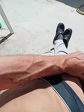 MrTamburine22 online show from April 2026 12:48:02 PM