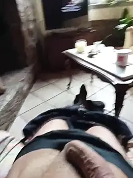 MrTamburine22 online show from April 2026 12:19:02 PM