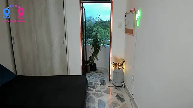 Snapshot of Travis_bakers chatting on September 2025 10:44:01 PM Travis bakers online show from September 2025 10:44:01 PM